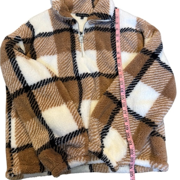 Love Ellie Plaid Fleece Pullover - Picture 2 of 4